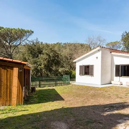 Casa Con Piscina Cerca De Holiday home *