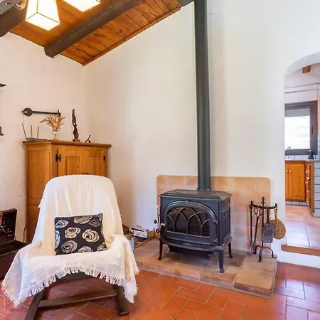 Holiday home Casa Con Piscina Cerca De *